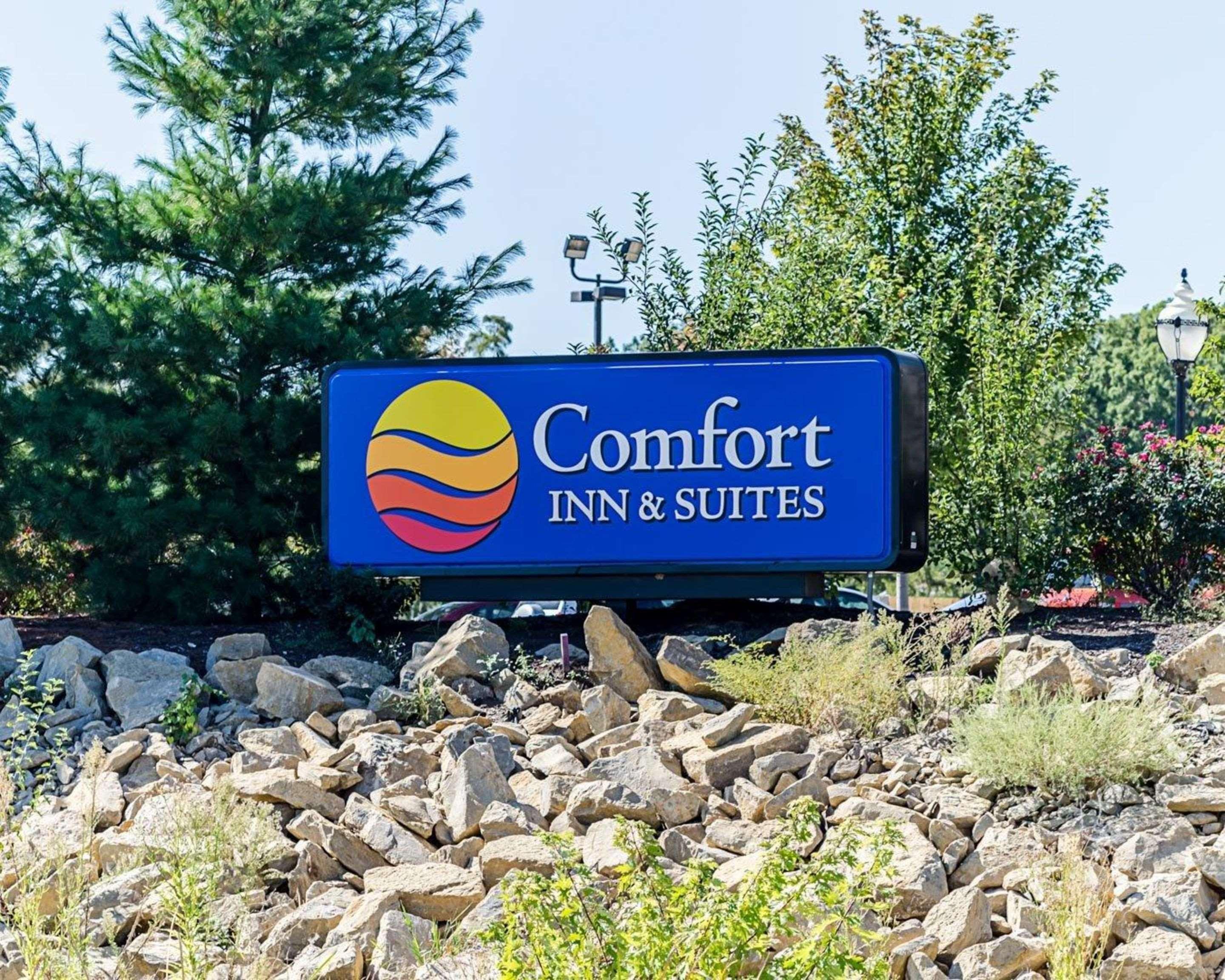 Comfort Inn & Suites Lawrence - University Area Buitenkant foto