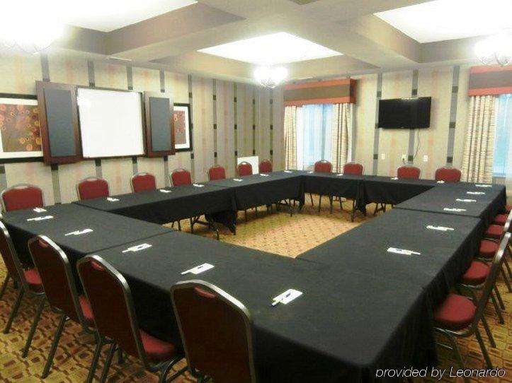 Comfort Inn & Suites Lawrence - University Area Buitenkant foto